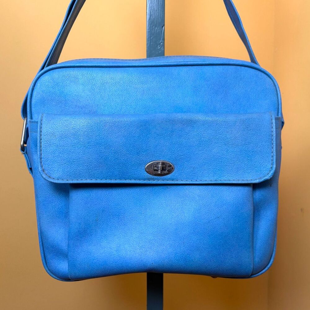Vtg 70s Sears Courier by Samsonite Blue Faux Leather Shoulder Bag Travel Key Tag